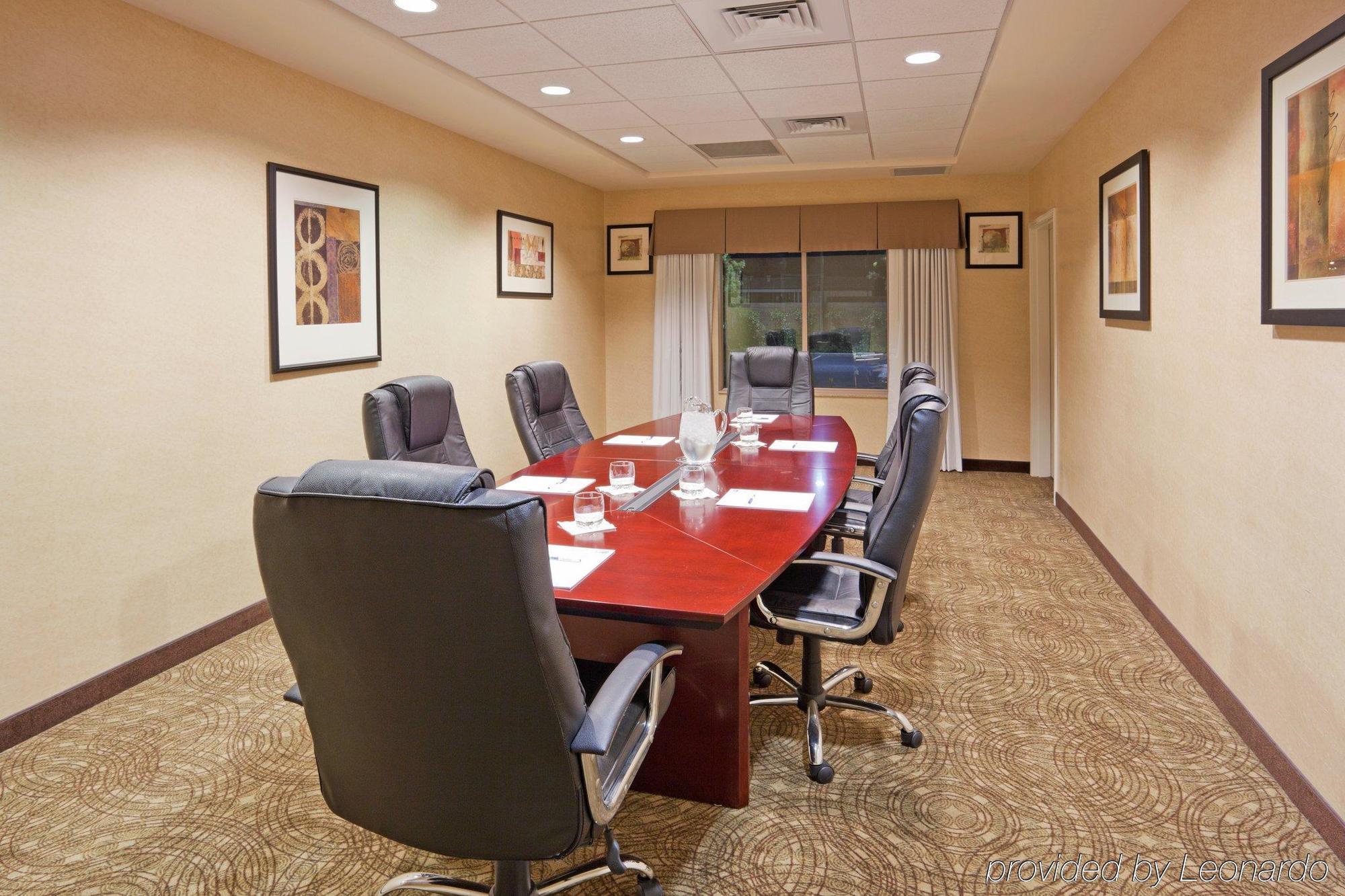 Holiday Inn Express & Suites Clovis Fresno Area By Ihg Exterior foto