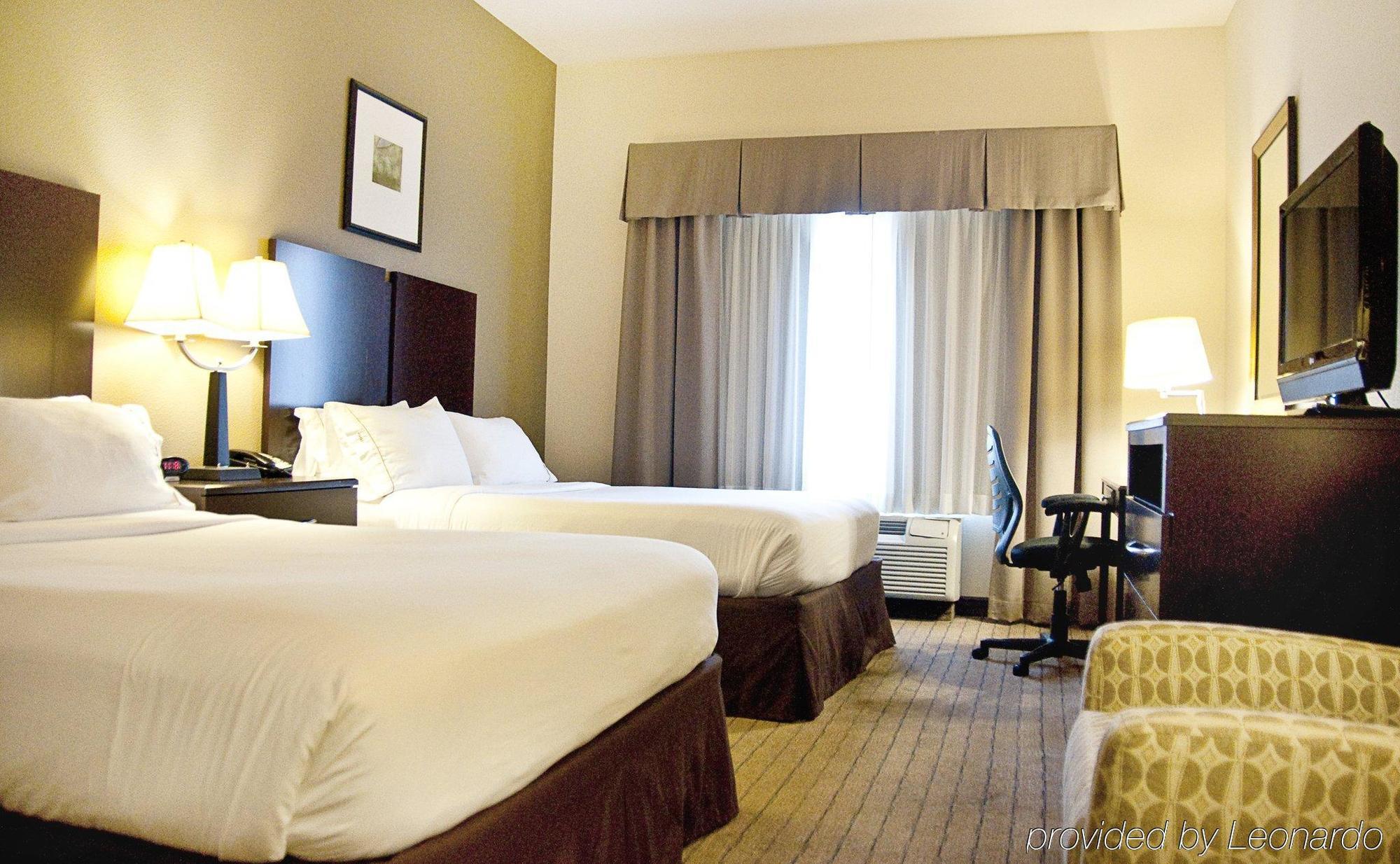 Holiday Inn Express & Suites Clovis Fresno Area By Ihg Exterior foto