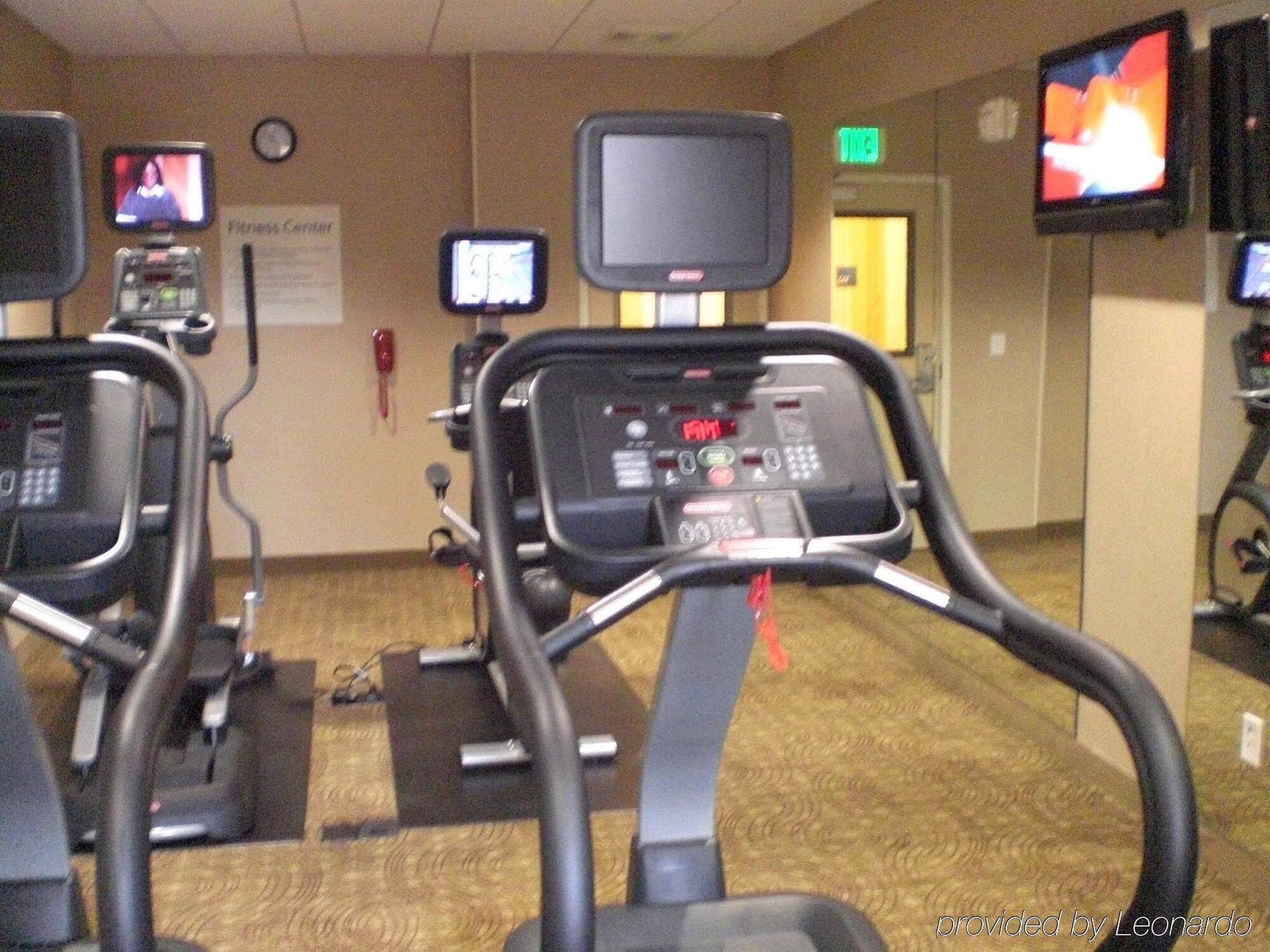 Holiday Inn Express & Suites Clovis Fresno Area By Ihg Exterior foto